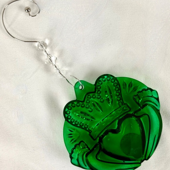 2018 Waterford Crystal Green Claddagh Christmas Ornament with Enhancer Ireland - Picture 14 of 15